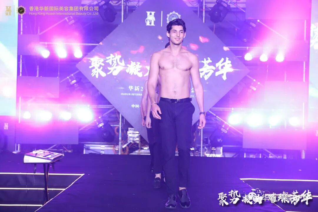 c044666fabee3ee81c3b3cd64e3914ab.jpg